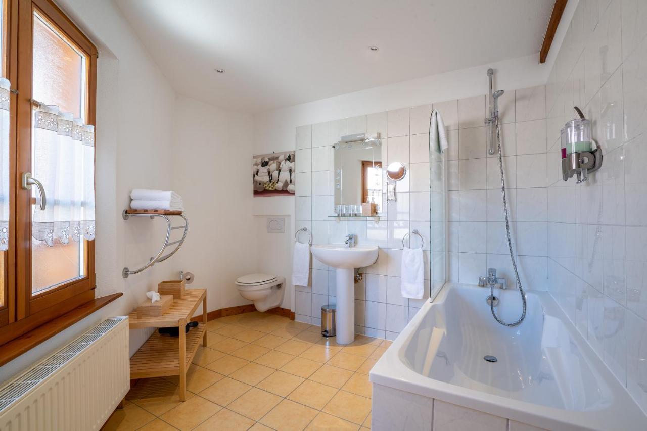 La Cour St-Fulrad - Appartements Saint-Hippolyte  Buitenkant foto