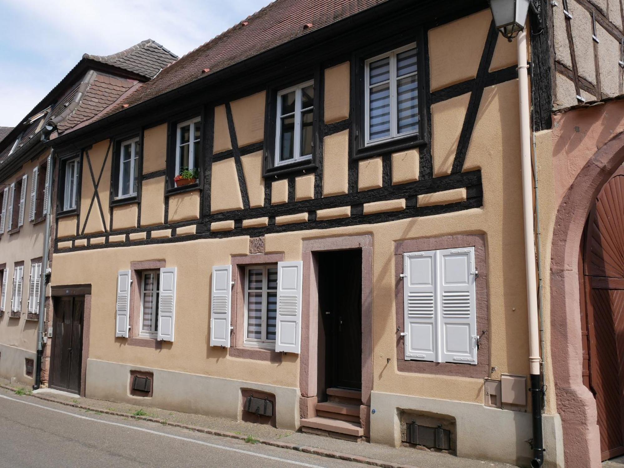 La Cour St-Fulrad - Appartements Saint-Hippolyte  Buitenkant foto