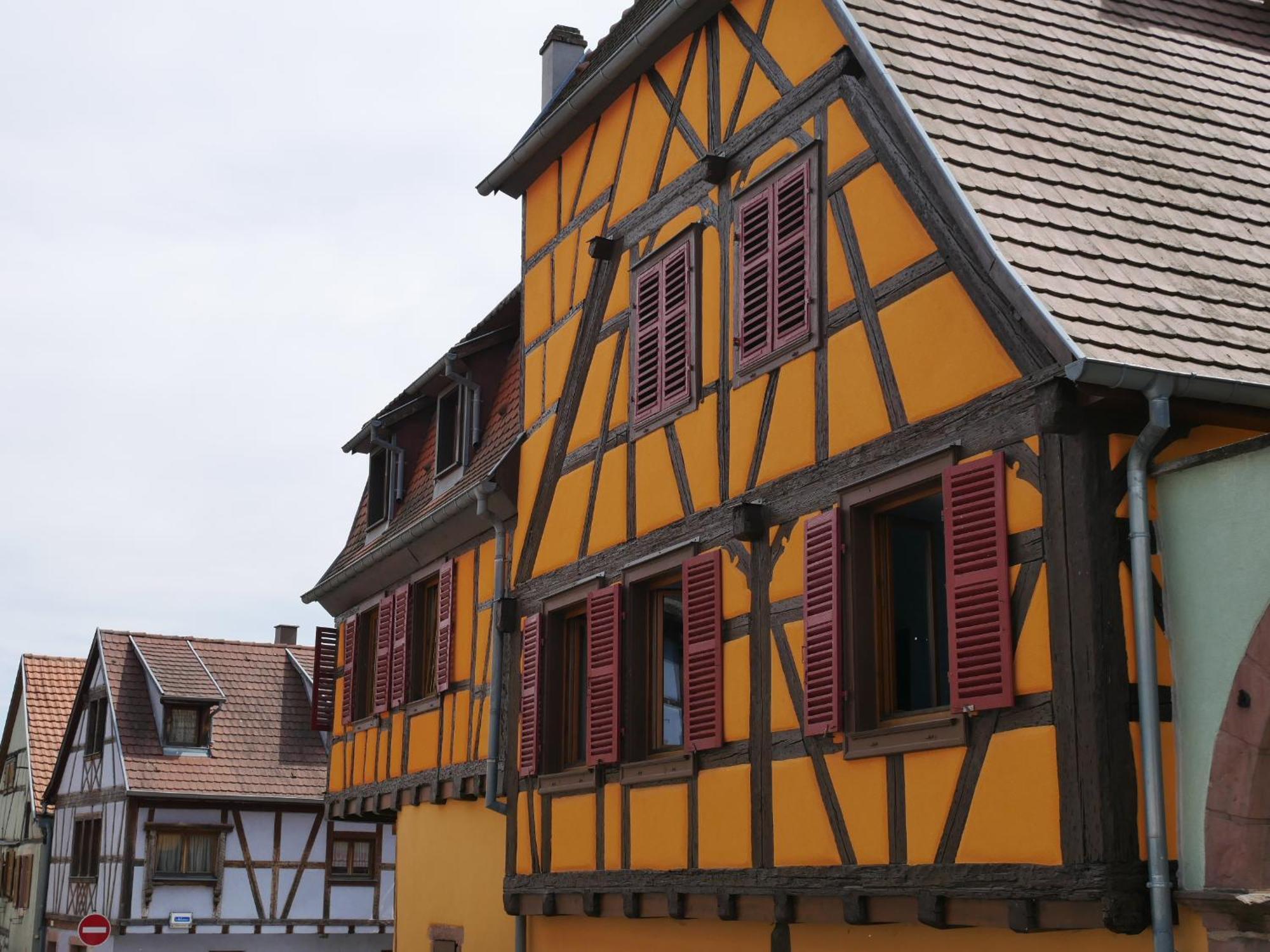 La Cour St-Fulrad - Appartements Saint-Hippolyte  Buitenkant foto